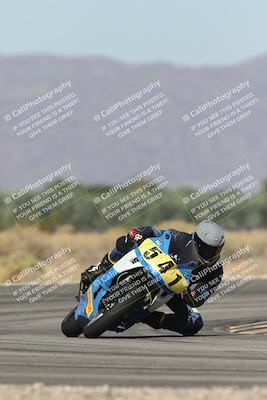 media/Oct-13-2025-Moto Forza (Mon) [[a66d839500]]/2-A Group/Session 3 (Turn 16)/